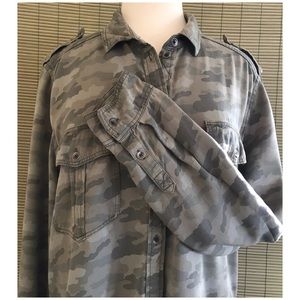 American Eagle Embroidered Boyfriend Utility Top